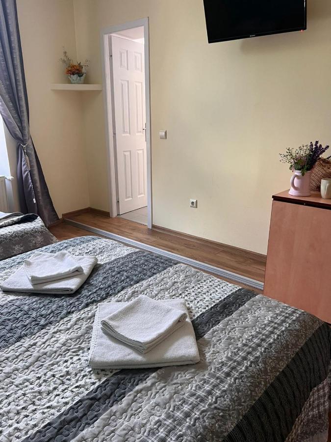Pension Old City Μπρασόβ Εξωτερικό φωτογραφία